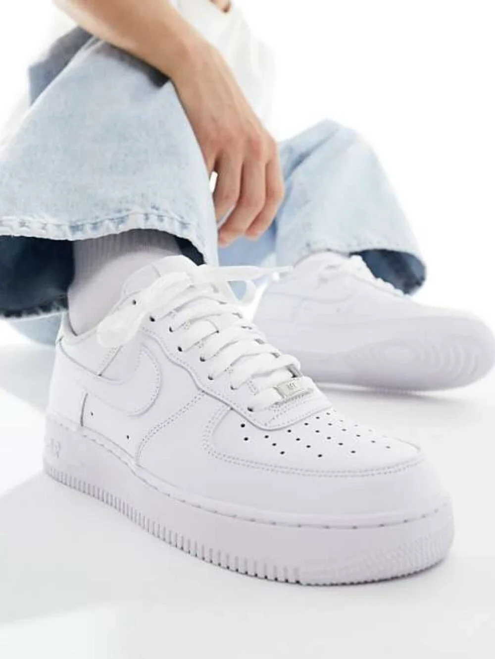 White Air Force A Low Top